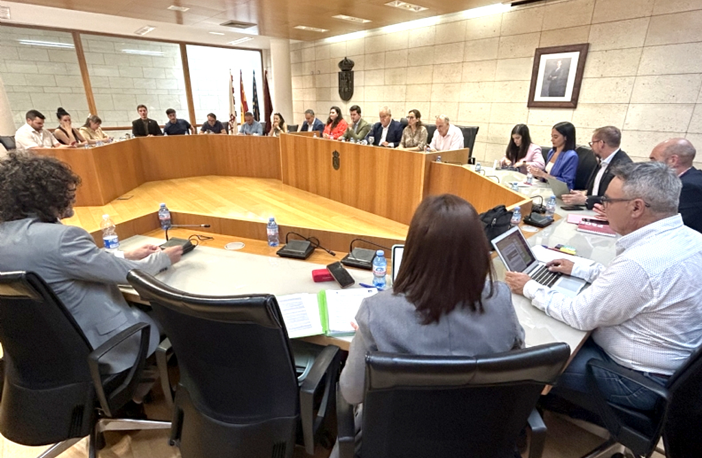 Comienza la cuenta atrs para la aprobacin de los presupuestos municipales o un gobierno alternativo